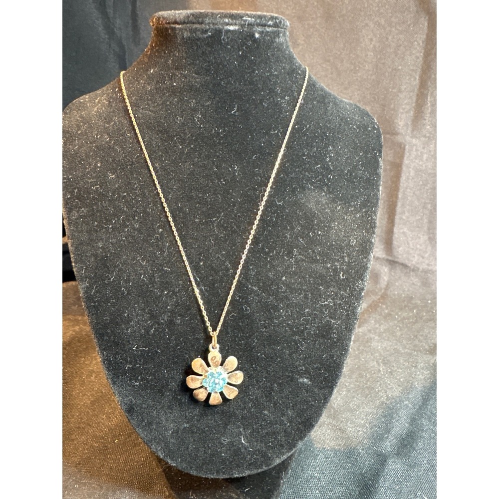 Flower Pendant Necklace Blue Gemstone Dainty Chain Rose Gold Tone - Picture 1 of 3